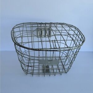 Vintage metal wire bicycle basket